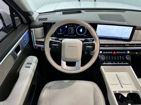 Used 2024 Hyundai Santa Fe Calligraphy image 27