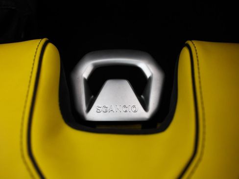 Used 2020 Lamborghini Huracan EVO RWD image 33