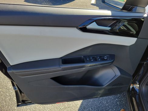 New 2026 Volkswagen Taos S FWD image 21