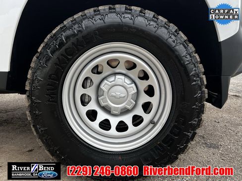 Used 2024 Chevrolet Colorado W/T image 10