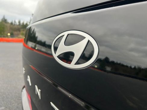 Used 2024 Hyundai Santa Fe SE image 32