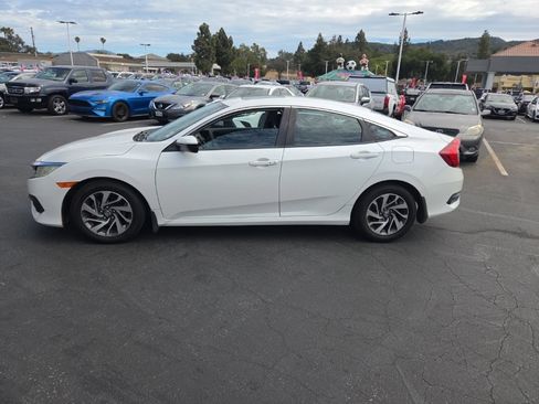 Used 2016 Honda Civic EX image 2