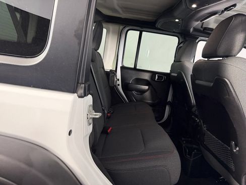 Certified 2025 Jeep Wrangler Unlimited Rubicon w/ Convenience Group AWD/4WD image 29