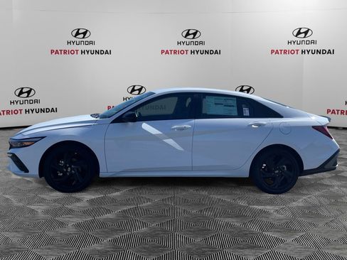 New 2026 Hyundai Elantra Sport image 4