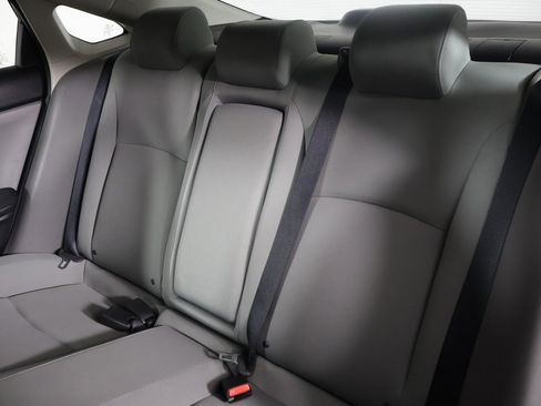 Used 2021 Honda Civic EX image 32