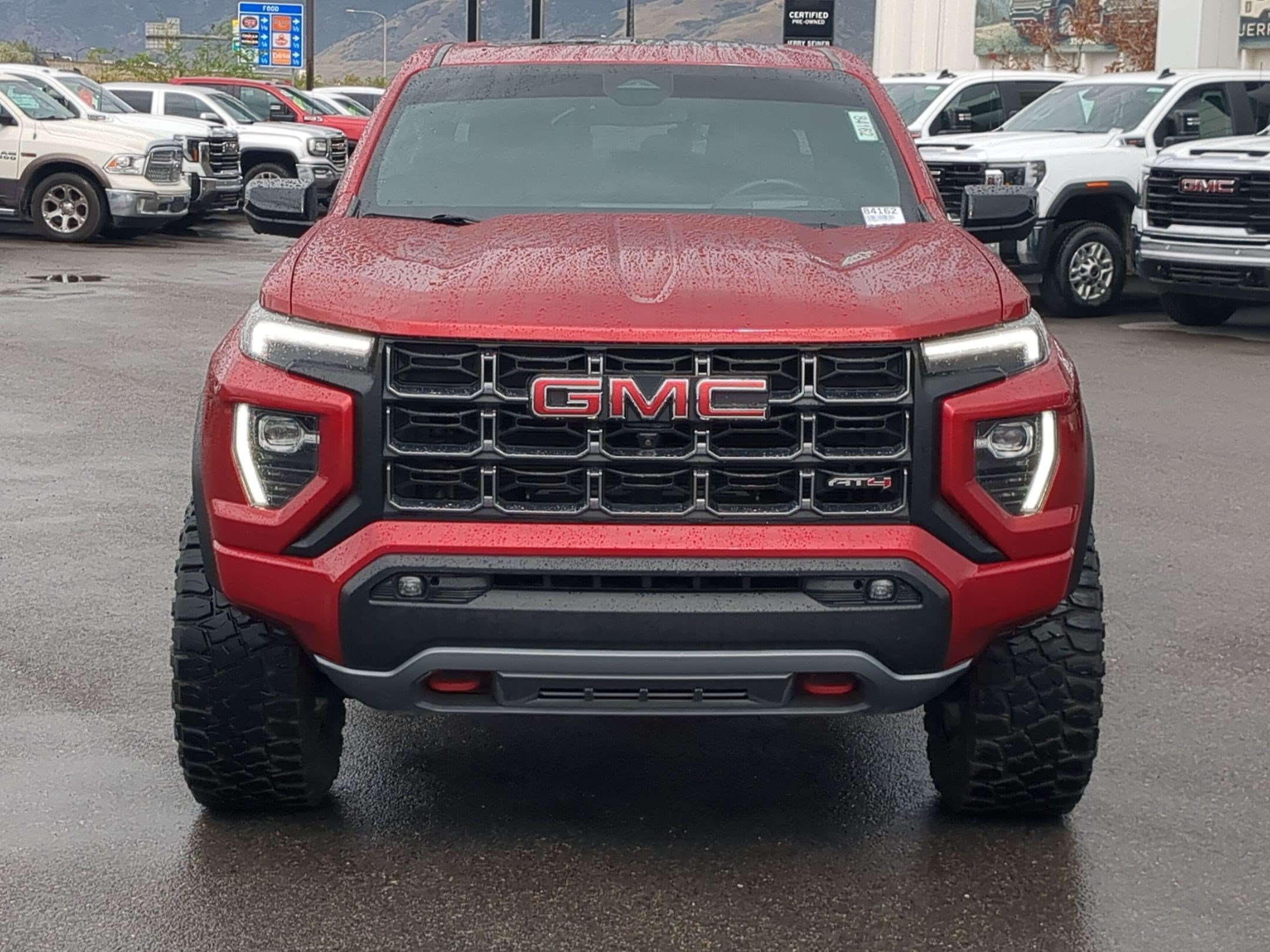Used 2024 GMC Canyon AT4 w/ AT4 Premium Package AWD/4WD image 8