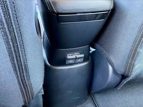 Certified 2025 Nissan Kicks Play S FWD image 10
