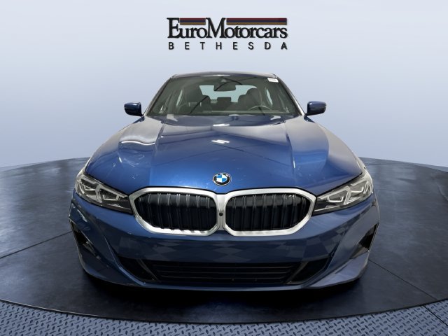 Used 2023 BMW 330i xDrive Sedan w/ Premium Package AWD/4WD image 8