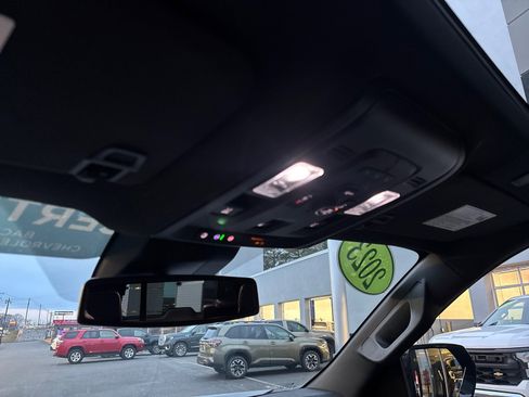 Certified 2023 GMC Yukon AT4 image 26