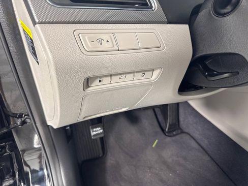 Used 2016 Hyundai Sonata SE image 15