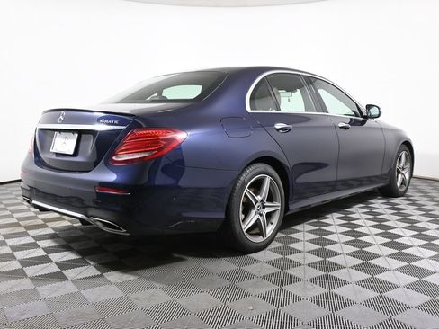 Used 2018 Mercedes-Benz E 300 4MATIC image 7