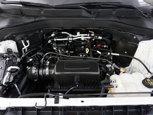 Used 2023 Ford Explorer XLT w/ Equipment Group 202A image 19