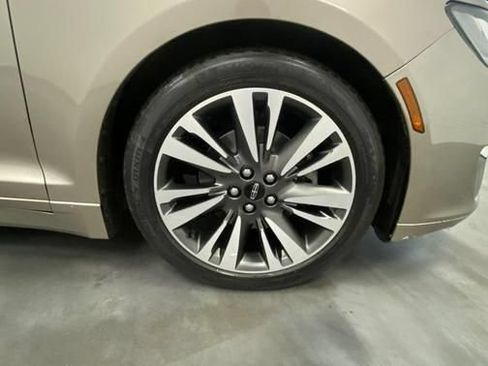 Used 2018 Lincoln MKZ Reserve w/ Climate Package AWD/4WD image 16