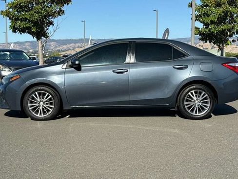 Used 2014 Toyota Corolla LE FWD image 7
