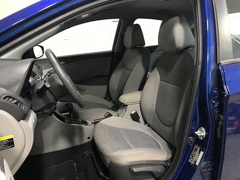 Used 2015 Hyundai Accent GLS w/ Option Group 02 FWD image 11