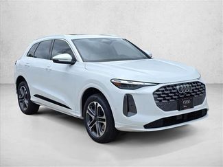 New 2025 Audi Q5 Premium video 3