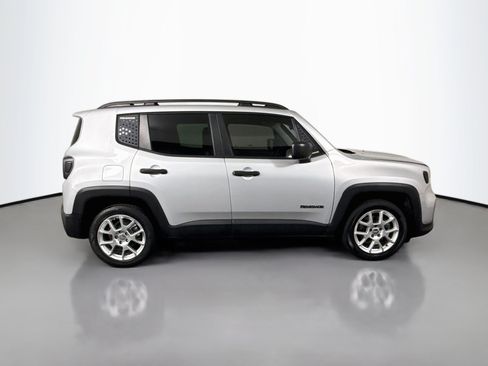 Used 2020 Jeep Renegade Sport w/ Sport Appearance Group FWD image 11