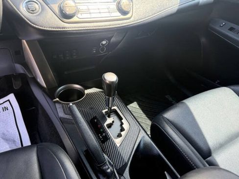 Used 2013 Toyota RAV4 Limited FWD image 15