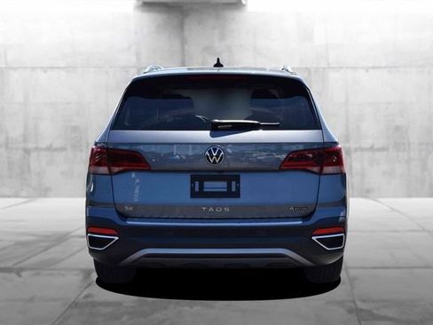 Certified 2023 Volkswagen Taos SE w/ Panoramic Sunroof Package AWD/4WD image 6