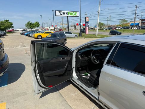 Used 2019 Hyundai Sonata Sport FWD image 17