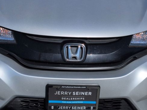 Used 2015 Honda Fit LX image 9