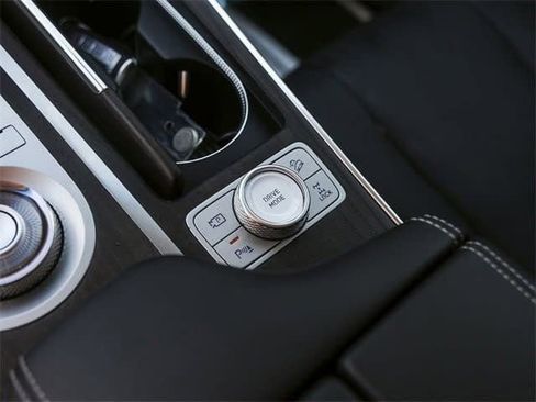 Used 2024 Genesis GV80 3.5T w/ Advanced Package image 23