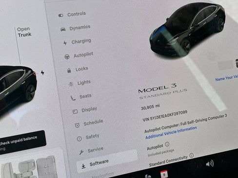 Used 2019 Tesla Model 3 Standard Range Plus image 25