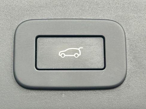 Used 2024 Land Rover Range Rover Evoque S image 34