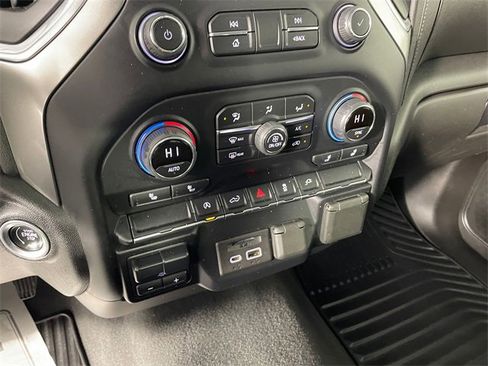 Used 2021 Chevrolet Silverado 1500 LT w/ Texas Edition Plus image 8