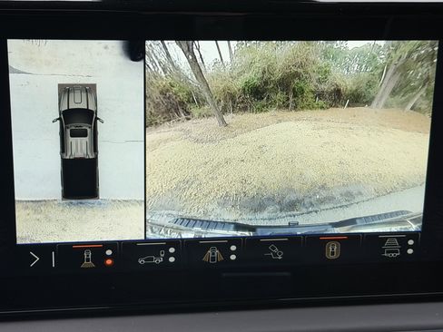 Used 2024 GMC Sierra 3500 Denali Ultimate image 35