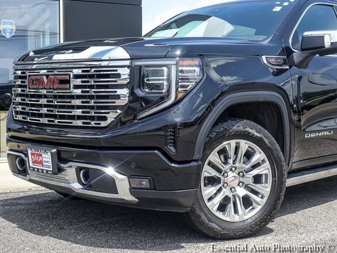 Used 2024 GMC Sierra 1500 Denali w/ Technology Package AWD/4WD image 3