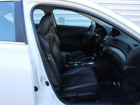 Used 2019 Acura ILX image 34