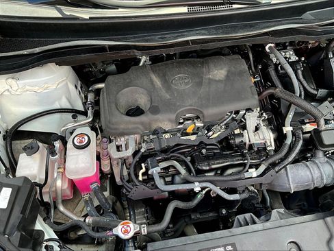 Used 2021 Toyota Sienna LE FWD image 31