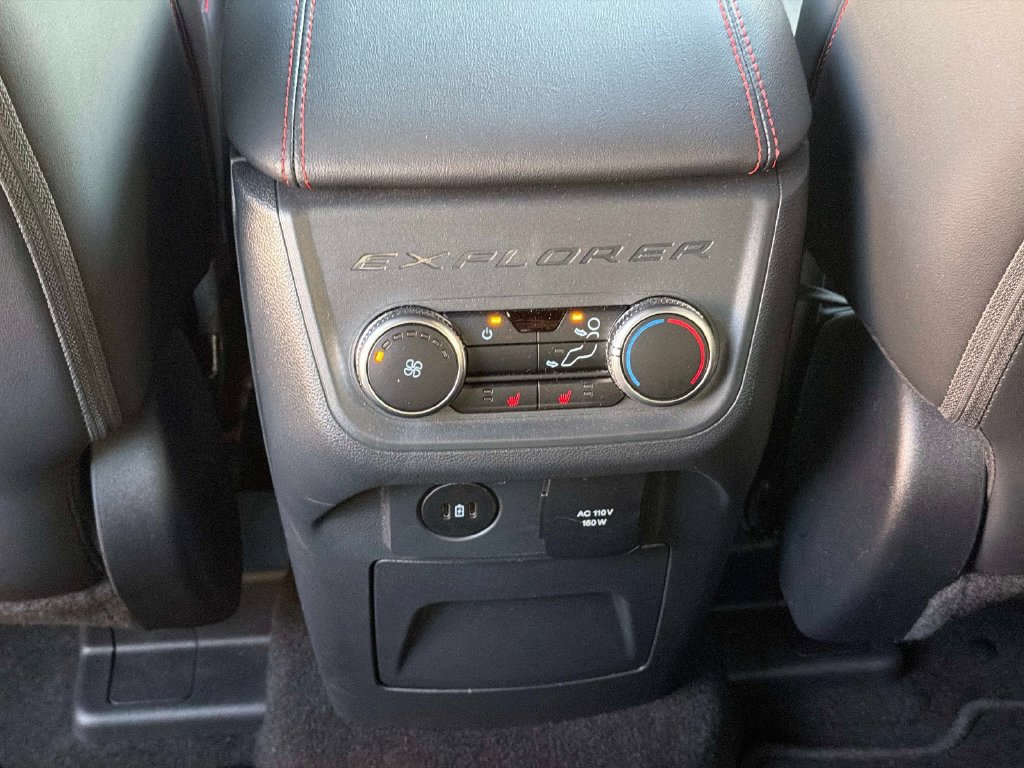 Used 2025 Ford Explorer ST AWD/4WD image 18