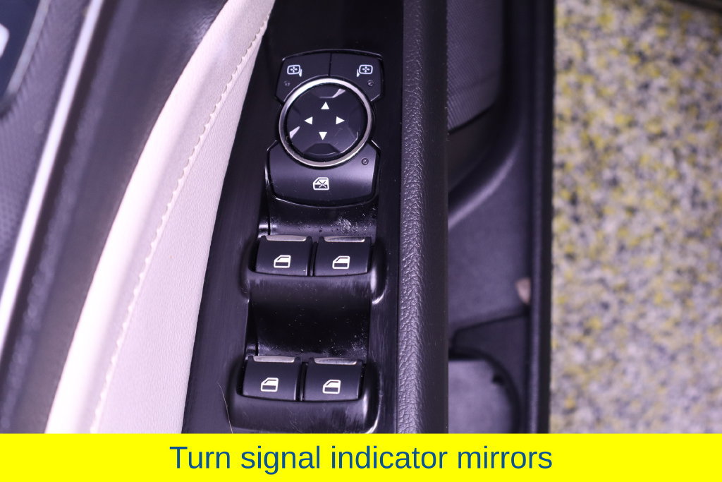 Used 2015 Ford Fusion Titanium FWD image 33