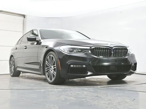 Used 2018 BMW 540i xDrive image 31