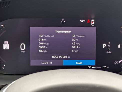 Certified 2023 Volvo XC60 B5 Plus w/ Protection Package Premier FWD image 29