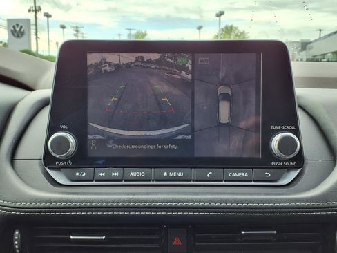 Used 2021 Nissan Rogue SL image 19