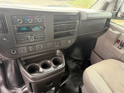 Used 2021 Chevrolet Express 2500 w/ Driver Convenience Package image 22