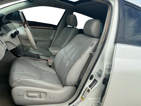 Used 2008 Toyota Avalon Limited FWD image 9