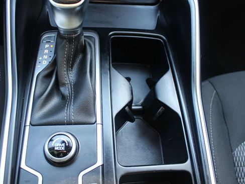 Used 2023 Kia Sorento LX image 34