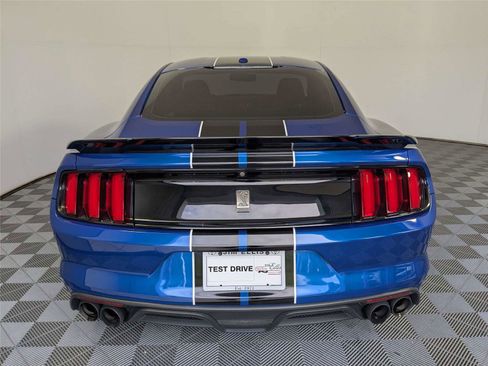 Used 2017 Ford Mustang Shelby GT350 RWD image 6