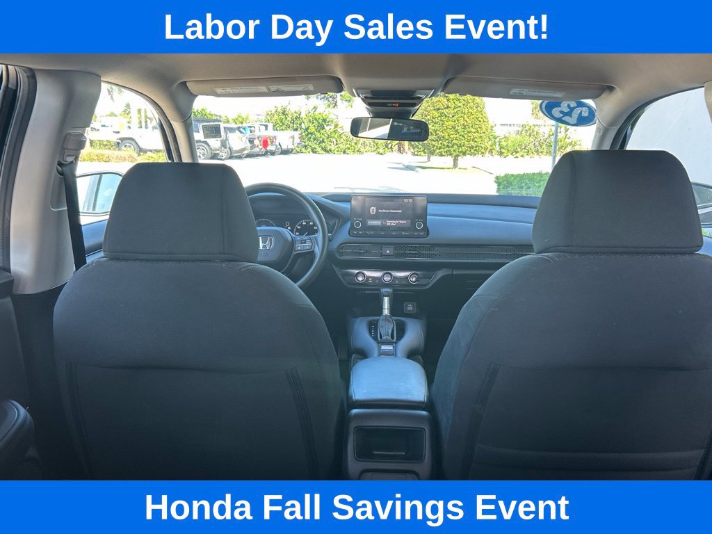 Used 2023 Honda HR-V LX image 11
