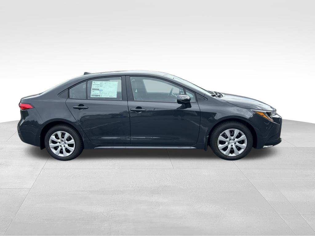 New 2026 Toyota Corolla LE FWD image 6