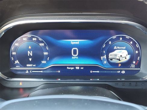 Used 2024 Chevrolet Suburban LT image 17