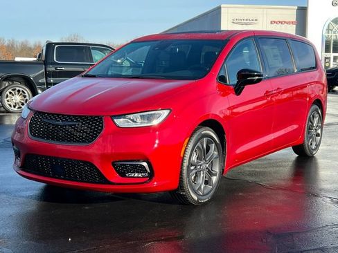 New 2026 Chrysler Pacifica Select FWD image 43