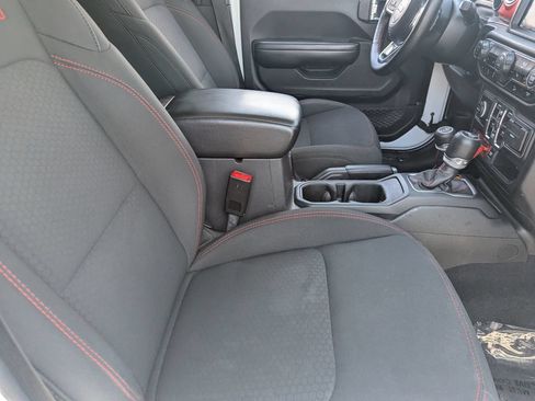 Used 2020 Jeep Wrangler Unlimited Rubicon AWD/4WD image 11