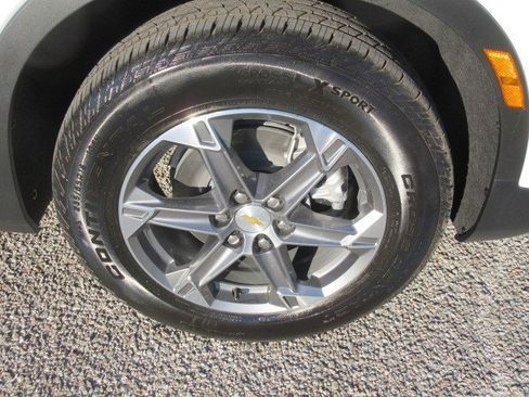 New 2026 Chevrolet Blazer LT image 9