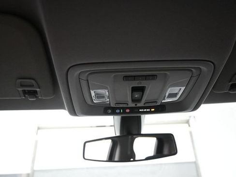 Used 2019 Chevrolet Silverado 1500 RST AWD/4WD image 12
