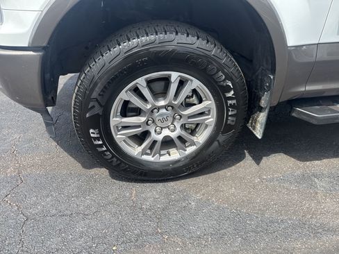 Used 2020 Ford F150 King Ranch image 11